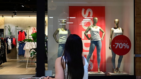 Soldes d’été en France : un échec commercial aggravé par la canicule