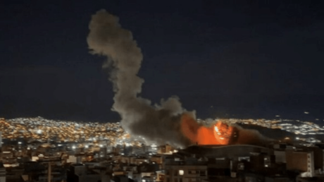 Irak : des frappes saoudo-américaines font plus de 20 morts (VIDÉO)