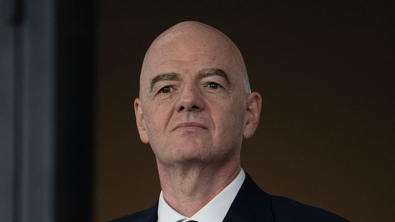 «Tuer le monstre» : quand l’UEFA veut la tête du président de la FIFA