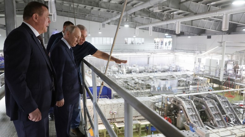 La première visite de Poutine dans les îles Kouriles fait du bruit au Japon