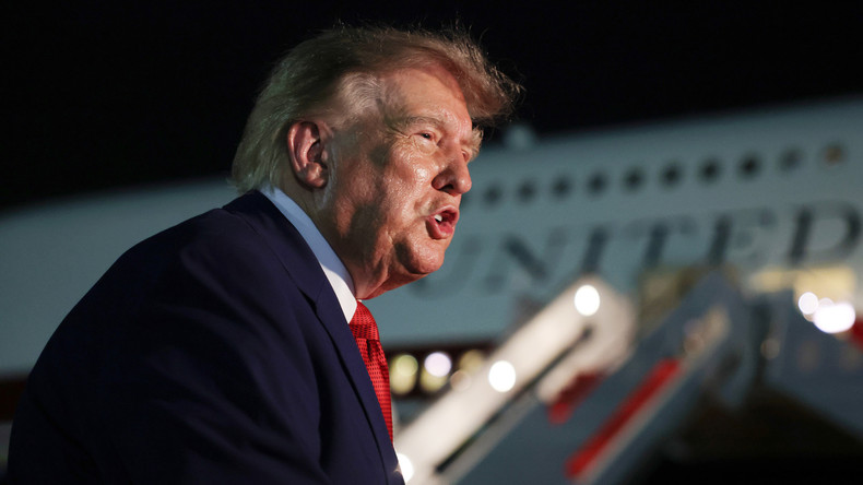 «On va leur péter la g***le à coups de bombes» : Trump menace Oman sur fond de négociations avec l’Iran