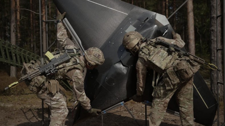 Frappes de drones britanniques dans la profondeur du territoire russe : «le prix à payer sera élevé», prévient l'ambassade russe