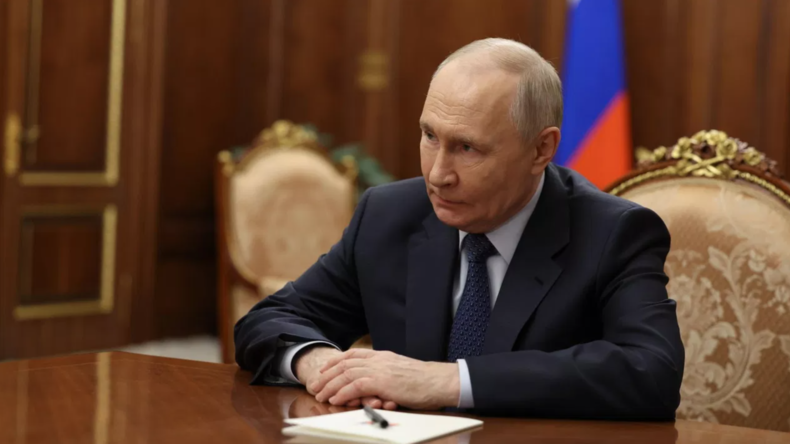 Poutine dénonce la glorification du nazisme en Ukraine et rappelle que la lutte contre la russophobie fait partie des raisons de l’opération militaire spéciale