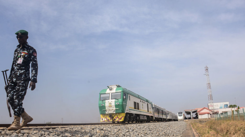 Nigeria : des groupes armés ont extorqué près de cinq millions d'euros de rançons en 12 mois