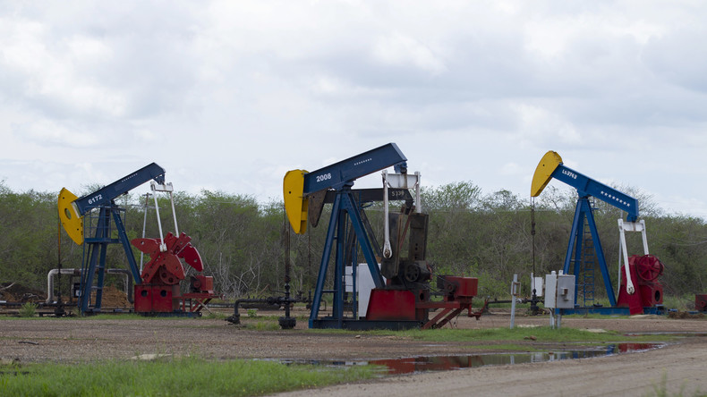 Les États-Unis pourraient louer des gisements pétroliers vénézuéliens pour une durée de 100 ans