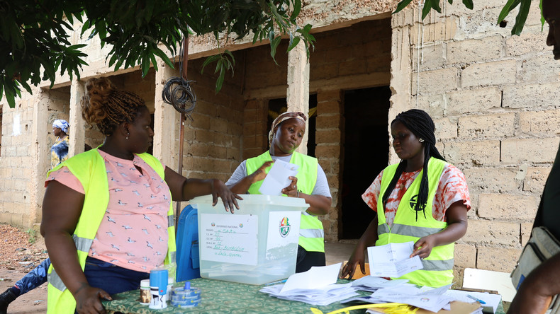 Guinée-Bissau : plus de 55 % de participation au référendum, le dépouillement commence