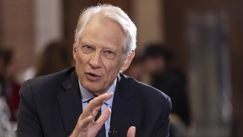 «Nous avons gagné grâce à eux» : de Villepin veut panthéoniser un tirailleur sénégalais
