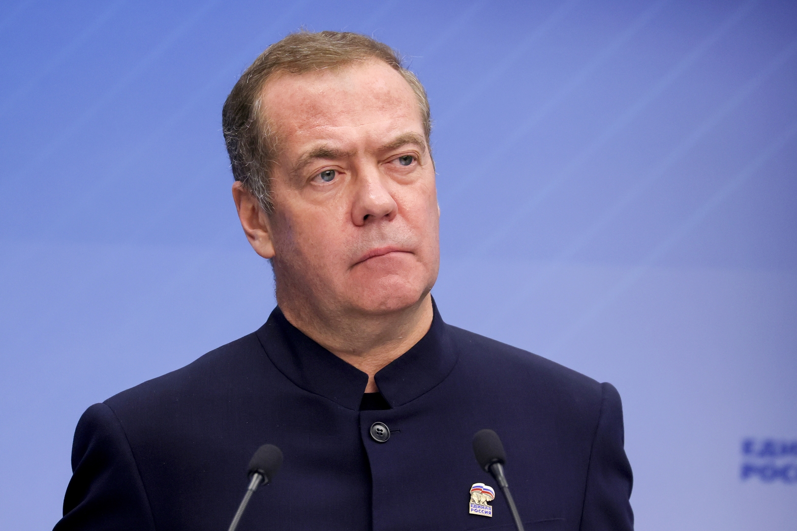 Medvedev : la Russie en droit de traiter les navires occidentaux comme l'Europe traite la «flotte fantôme» russe