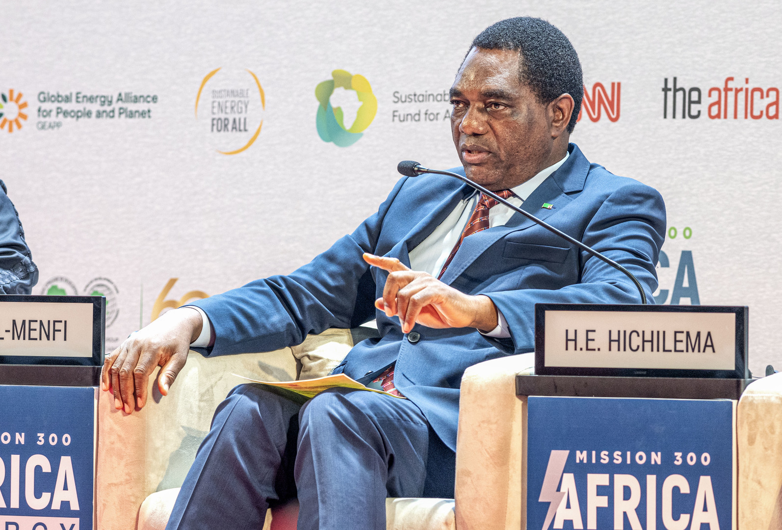 Présidentielle en Zambie : Hakainde Hichilema conforte son avance
