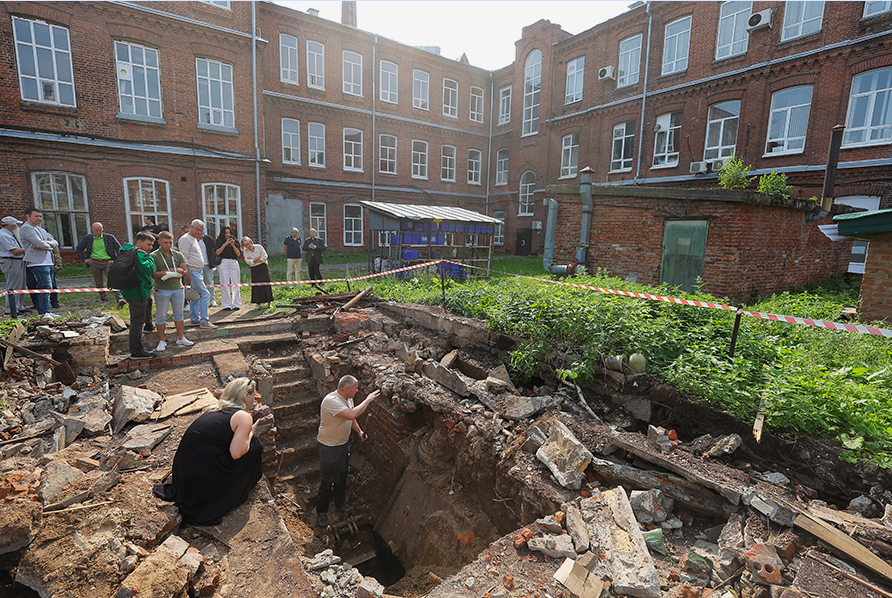 Écho de la guerre : un char allemand de la Seconde Guerre mondiale, utilisé comme chambre d'essai, exhumé en Russie