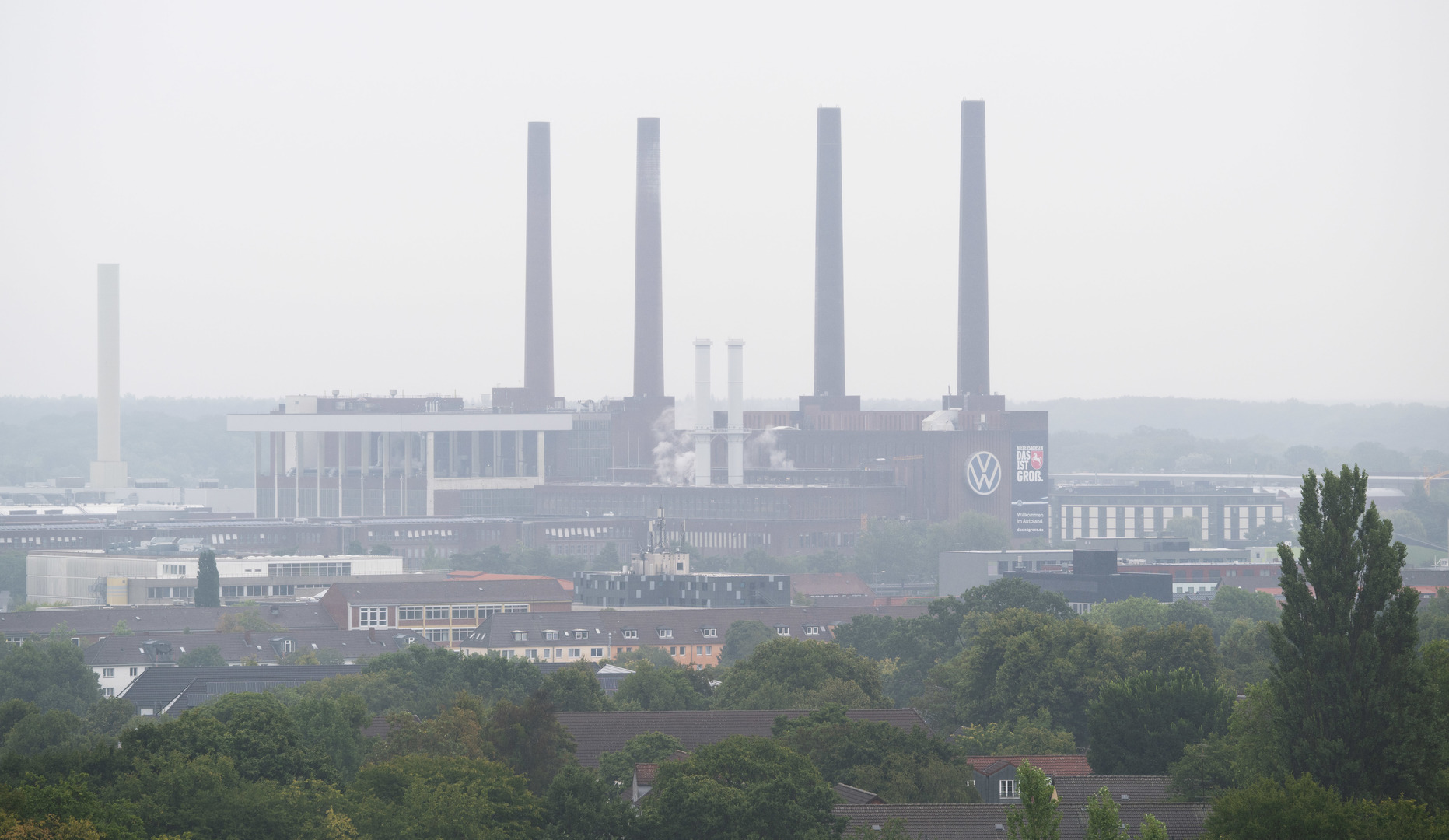 Volkswagen face à une crise majeure : jusqu’à 50 000 suppressions de postes supplémentaires et des investissements revus à la baisse