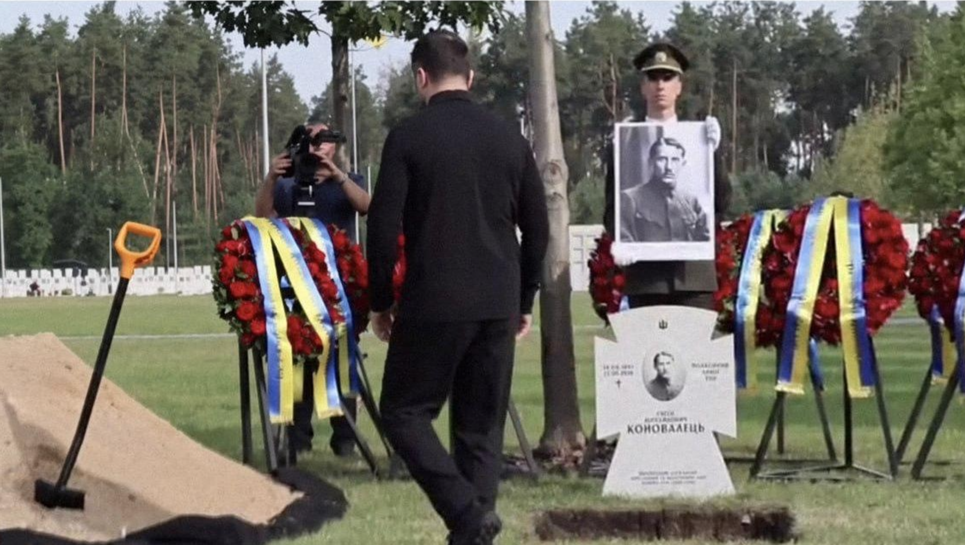 «Il ne reste plus à l’Ukraine qu’à créer des panthéons à Hitler et Mussolini» : Medvedev fustige le projet de Zelensky d’ériger un monument à Mazepa