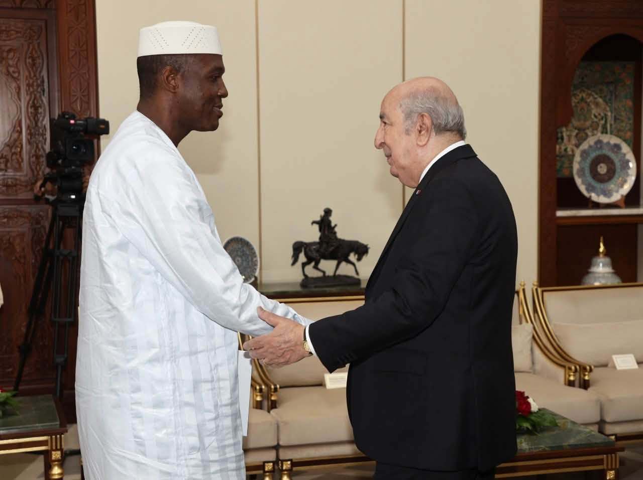 Algérie-Mali : le Premier ministre malien Abdoulaye Maïga à Alger pour consolider le dialogue et relancer la coopération bilatérale