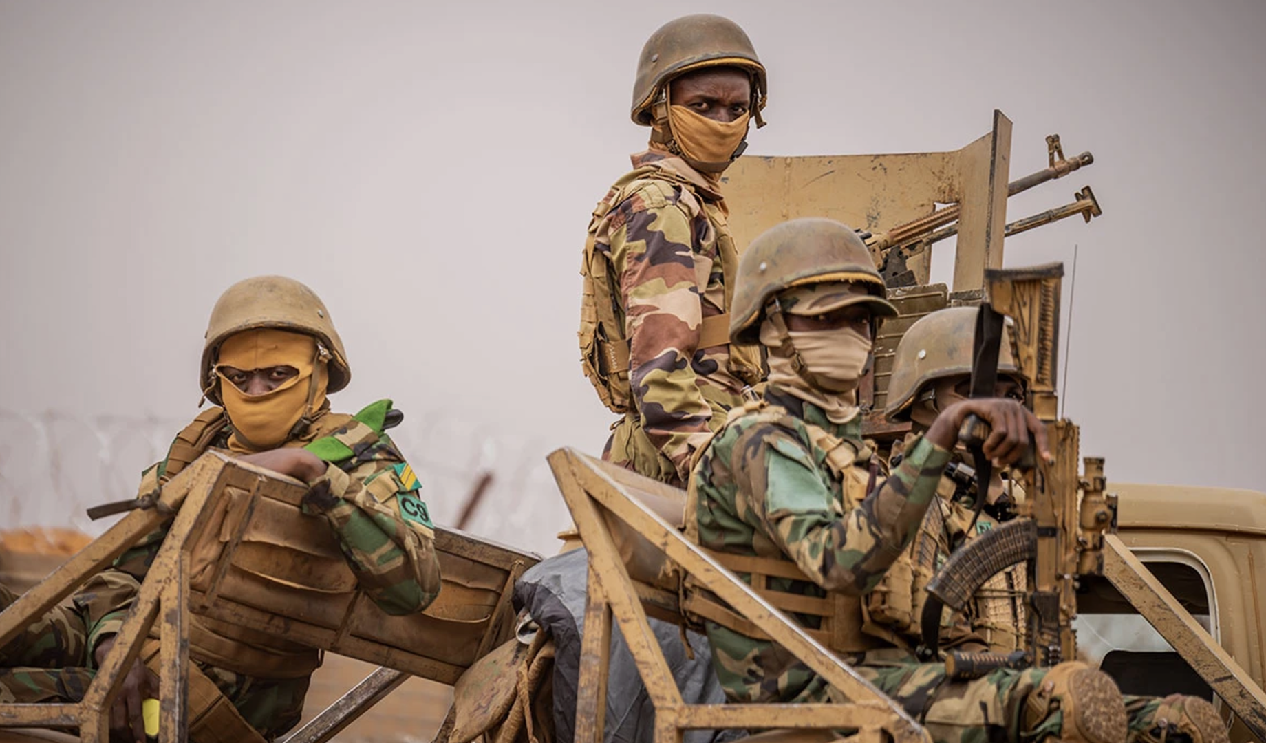 Niger : des dizaines de mutins capturés après la reprise de la base 101, le commandement salue l’appui des militaires russes
