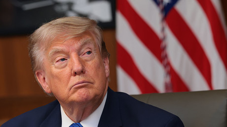 Trump revient sur ses menaces de frappes contre l'Iran, annonçant un accord de principe atteint par ses alliés au Moyen-Orient