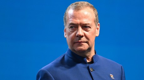 Medvedev : la fin de la «sordide "carrière"» de Zelensky «se rapproche à grands pas»