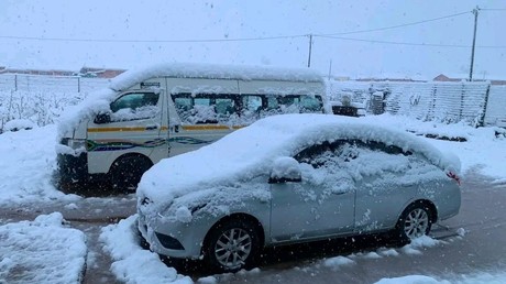 Afrique du Sud : un front froid cause de fortes chutes de neige dans plusieurs régions du pays