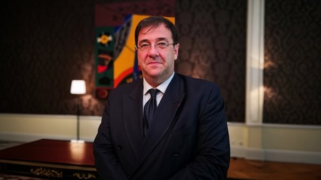 Centrafrique : l’ambassadeur de France dans le viseur pour avoir multiplié les «parties fines» à sa résidence