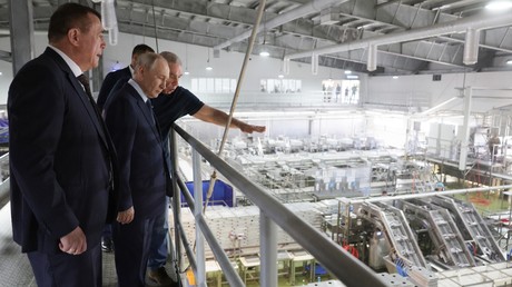La première visite de Poutine dans les îles Kouriles fait du bruit au Japon