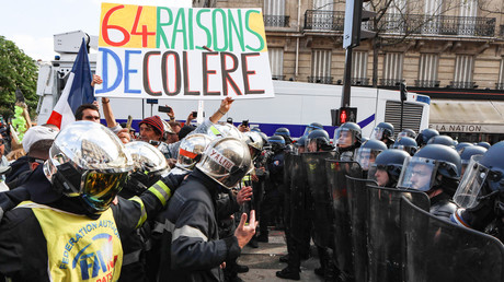 Les pompiers, «très déçus» par le gouvernement, appellent à la mobilisation fin septembre