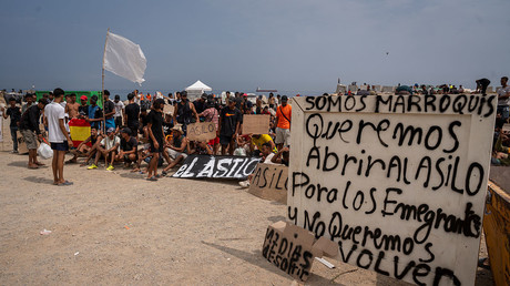 Ceuta : «Nous ne voulons pas retourner au Maroc», des centaines de migrants manifestent pour demander le droit d’asile