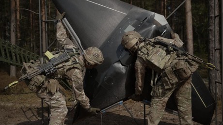 Frappes de drones britanniques dans la profondeur du territoire russe : «le prix à payer sera élevé», prévient l'ambassade russe