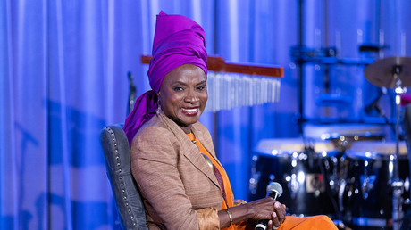 La diva Angélique Kidjo sera la première Africaine à recevoir son étoile sur le «Walk of Fame» à Hollywood