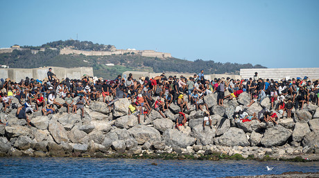 Jusqu’à 10 000 migrants toujours à Ceuta : Madrid accélère les rapatriements