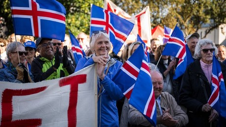 «Nous n'avons pas besoin de Bruxelles» : le vote sur la reprise des négociations avec l'UE divise profondément l'Islande