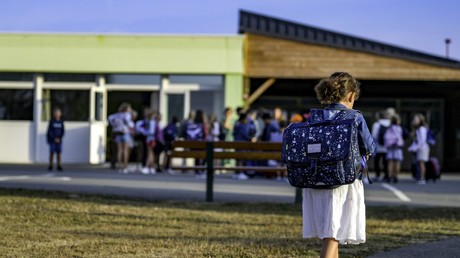 École en France : une rentrée sous tension entre précarité et violences