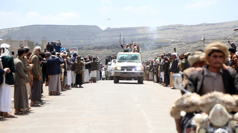 Combats entre les forces gouvernementales et les Houthis aux portes de l’Arabie saoudite (VIDEO)