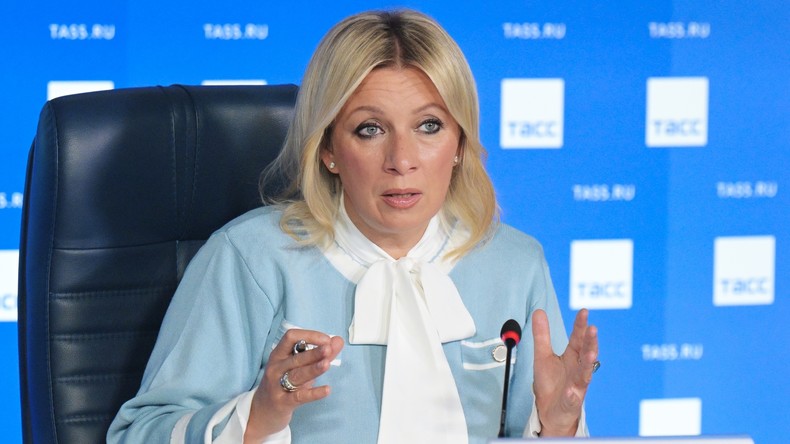 «Les soutiens occidentaux de Kiev sont à l’origine de la mise en scène de Boutcha pour faire échouer les négociations d’Istanbul», affirme Zakharova