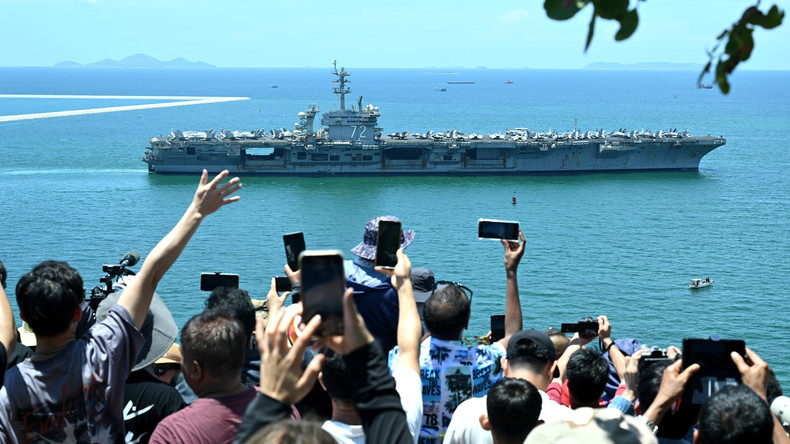 Guerre contre l’Iran : l’administration Trump reconnaît huit tentatives de suicide sur l’USS Abraham Lincoln