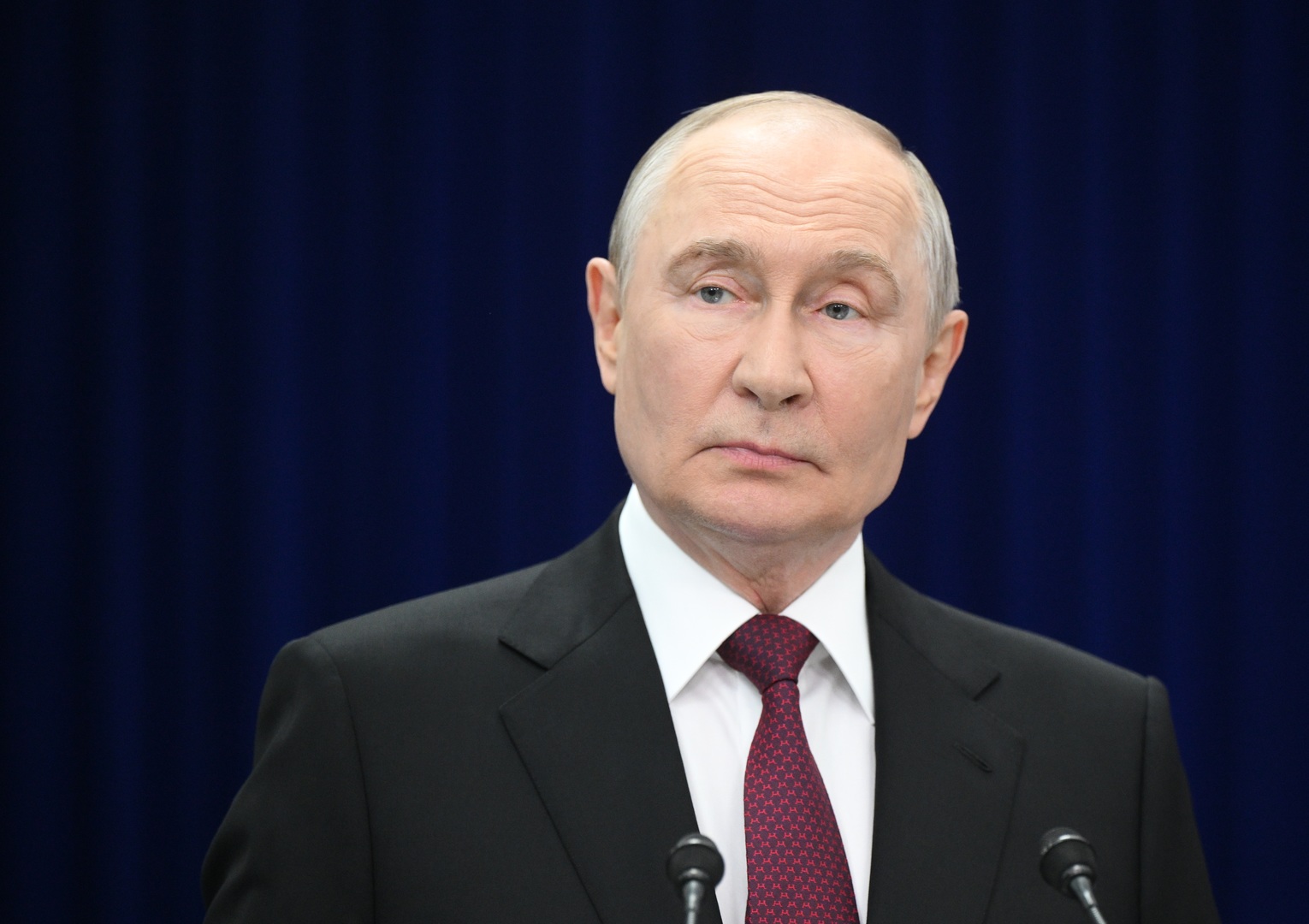Vladimir Poutine en conférence de presse à l’issue du sommet de l’OCS à Bichkek