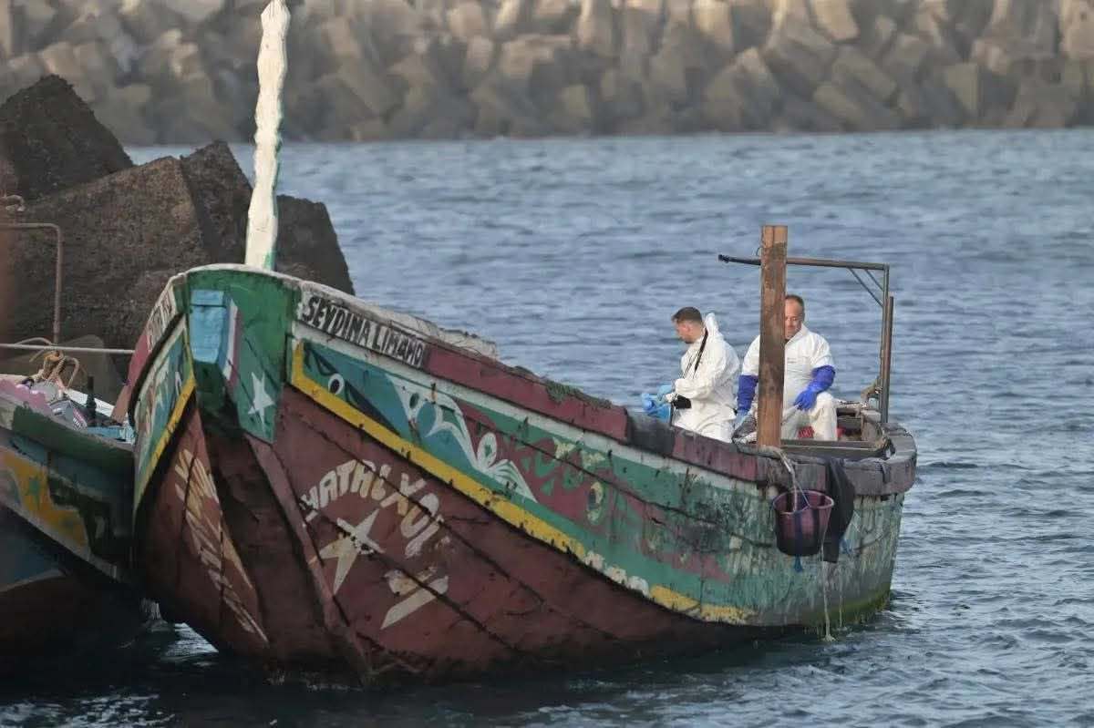 Espagne : après près d’un mois à la dérive, 44 migrants secourus, plus de 80 morts redoutés