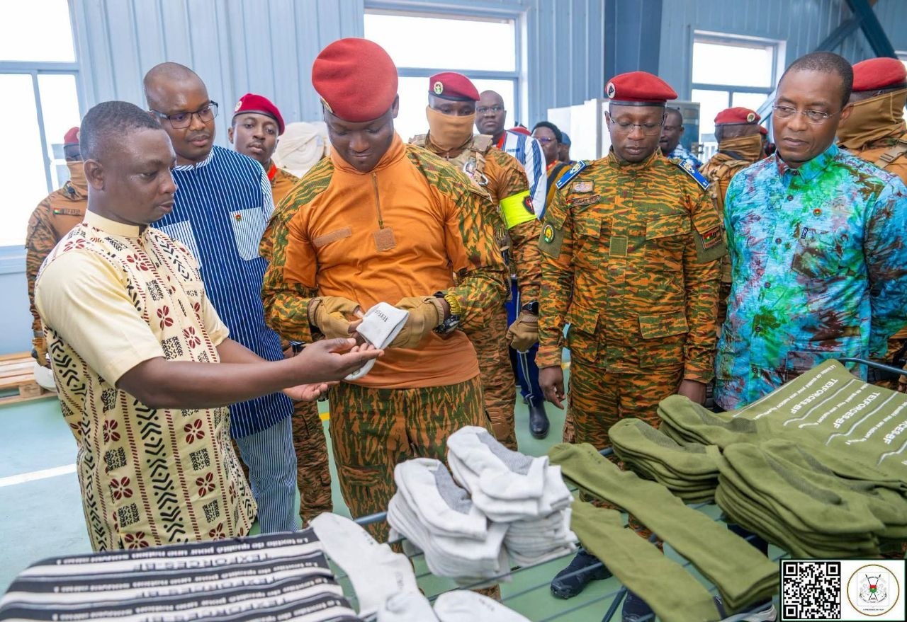 Burkina Faso : Ibrahim Traoré inaugure un complexe textile stratégique pour renforcer la souveraineté industrielle du pays