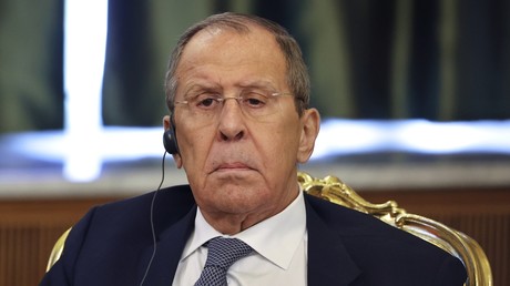 Appels européens à un cessez-le-feu en Ukraine : «derrière cela se cache également la volonté de gagner du temps», avertit Lavrov