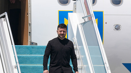 Menace «éphémère» : le Kremlin fustige le récit absurde d'une attaque prétendue contre l'avion de Zelensky