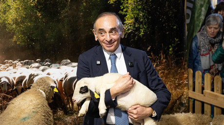 France : Éric Zemmour confirme sa candidature à la présidentielle 2027