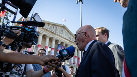 Présidentielle 2027 : Ciotti appelle Retailleau à rejoindre sa «maison de droite forte»