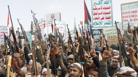 Yémen : les combats s’intensifient, les Houthis ciblent à nouveau Riyad (VIDEO)
