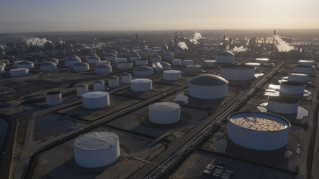 États-Unis : les réserves stratégiques de pétrole tombent à leur plus bas niveau depuis 1982