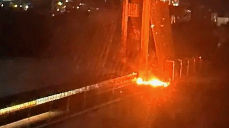 Les forces russes frappent un pont routier et ferroviaire à Kiev par lequel transitaient des cargaisons militaires vers le Donbass