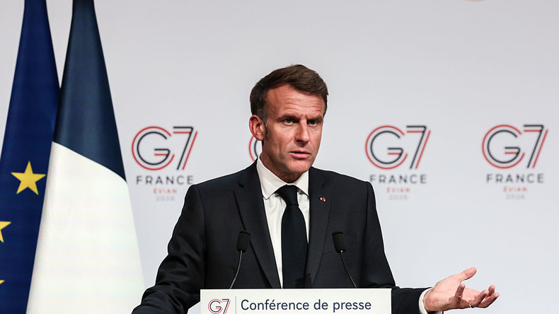 Carburant : pour «faire baisser les prix» Macron annonce un plan du G7 pour libérer «jusqu'à 100 millions de barils» de diesel et de pétrole brut