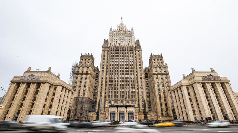 La Russie renouvelle ses avertissements aux étrangers et aux diplomates contre les déplacements en Ukraine