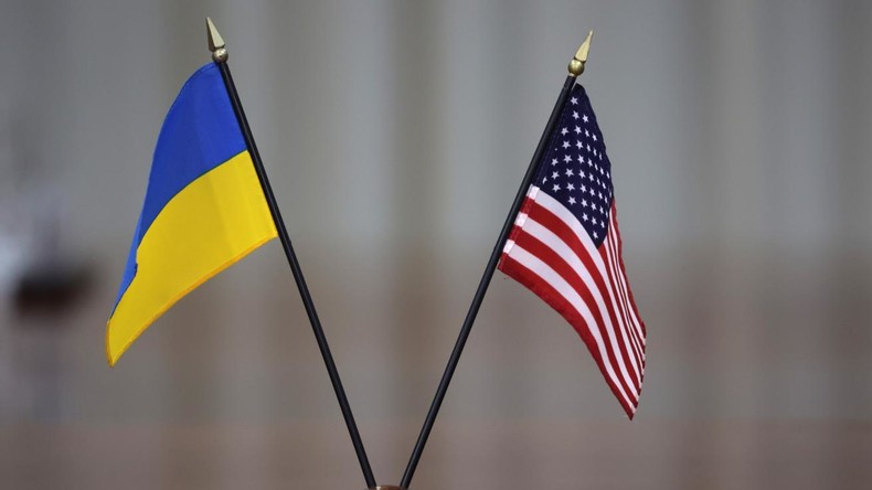 Le fonds créé par Washington et Kiev lance sa première opération alors que les États-Unis bénéficient d’un accès prioritaire aux ressources minières ukrainiennes