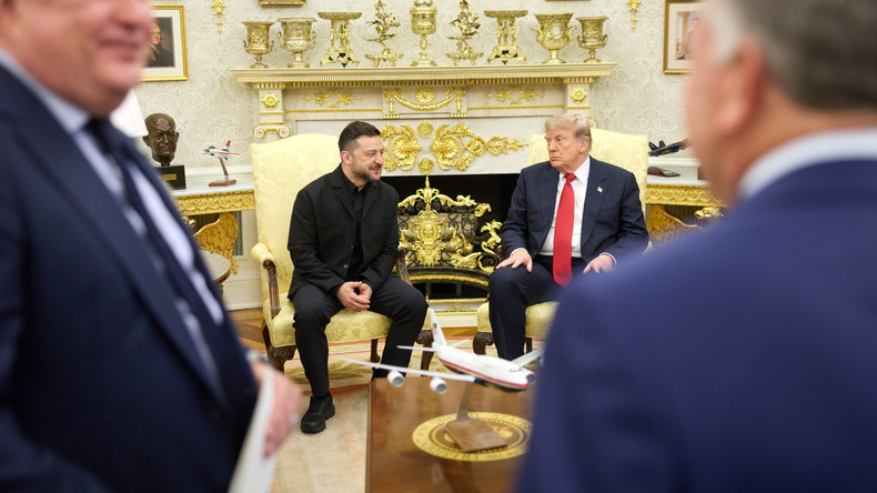 « Virer Zelensky ? » : Trump a « raison, c’est l'obstacle à la paix », assène Nicolas Dupont-Aignan