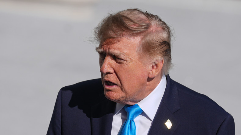 Trump estime que les auteurs de fuites d’informations confidentielles devraient être fusillés