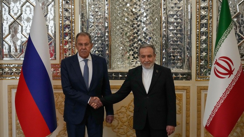 «Ce n’est pas la Russie, mais les États-Unis et l’UE qui ont déstabilisé les marchés énergétiques», affirme Sergueï Lavrov à Téhéran