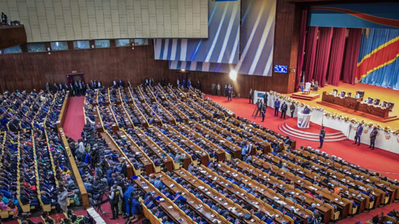 RDC : l’Assemblée nationale adopte une loi sur l’organisation du référendum, l’opposition s’inquiète
